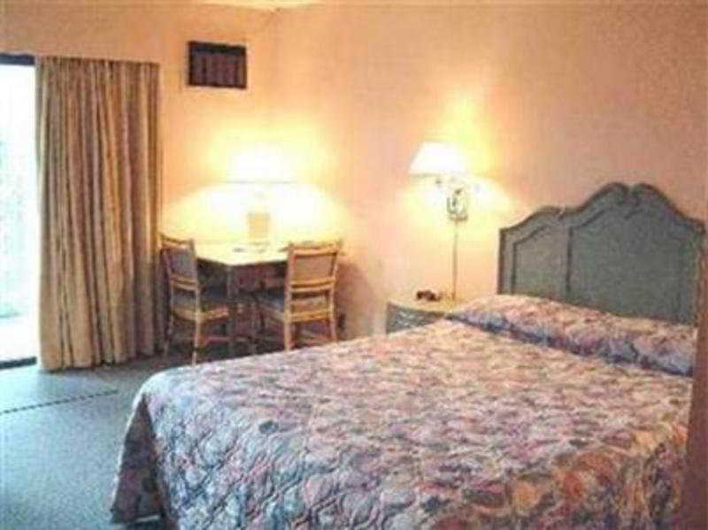 Westward Inn & Suites Langley Kamer foto